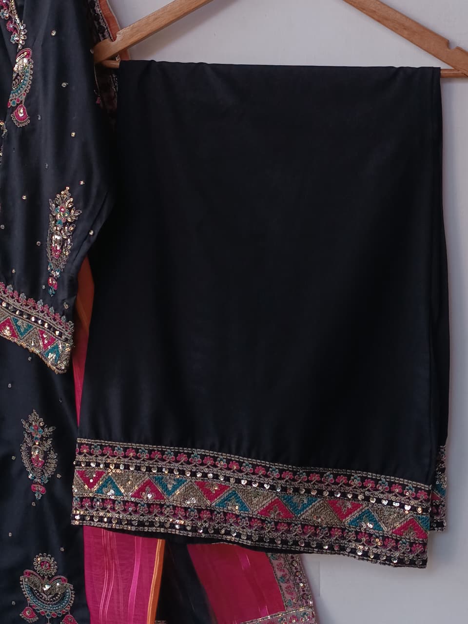 VANILLA (BLACK)