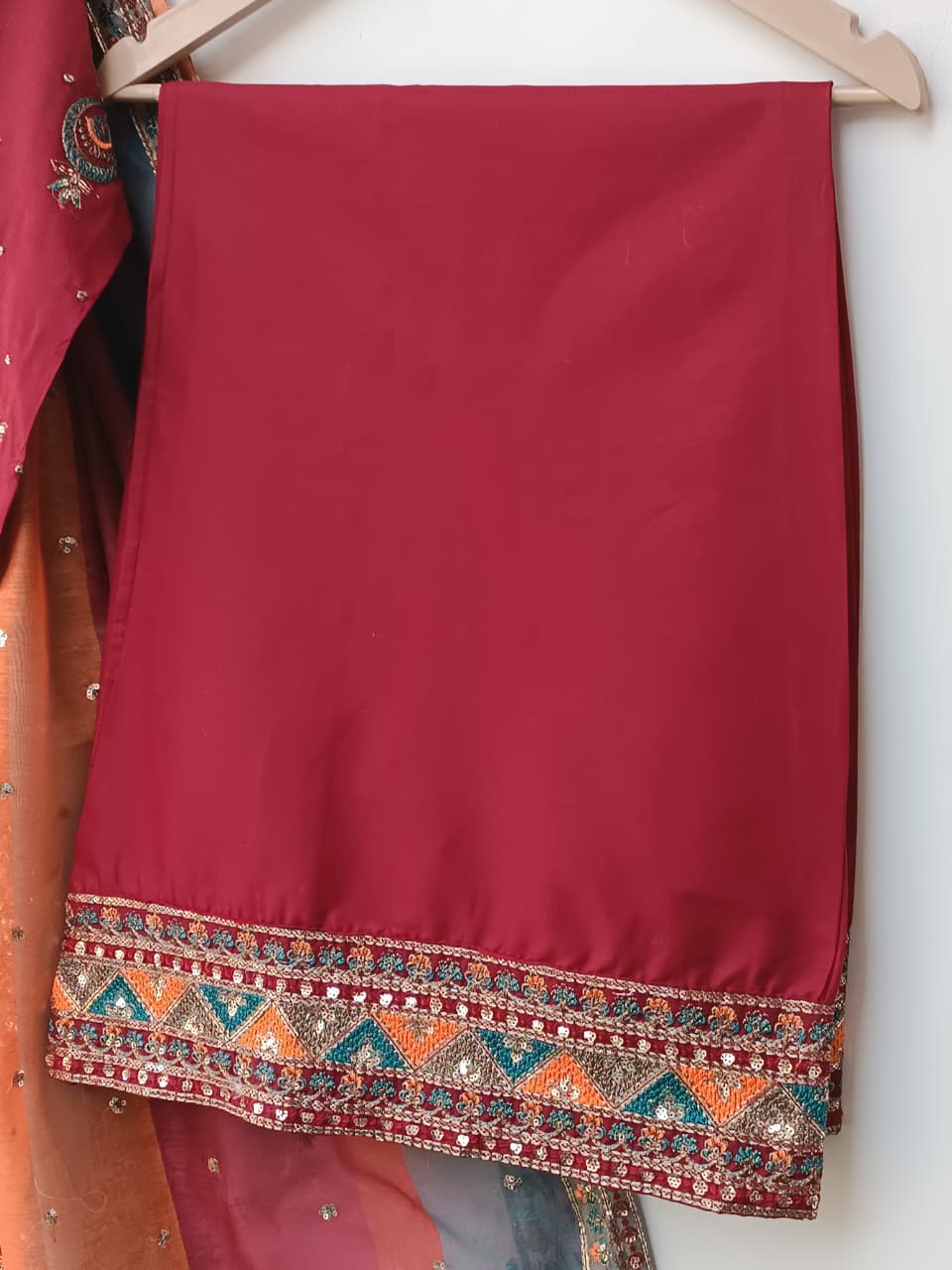 VANILLA (MAROON)