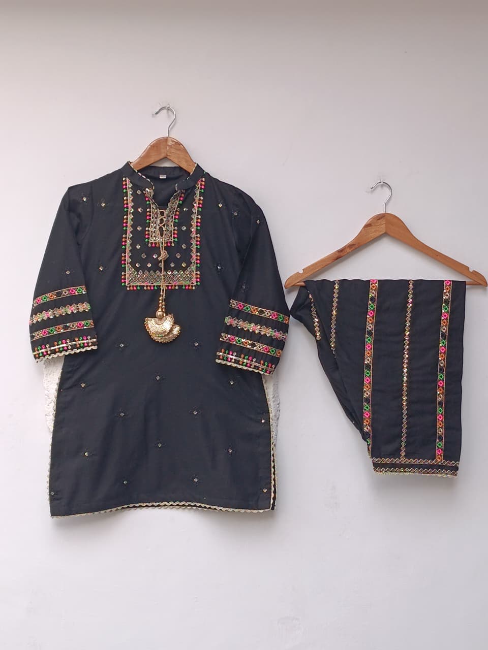 BEENA KIDS (BLACK)