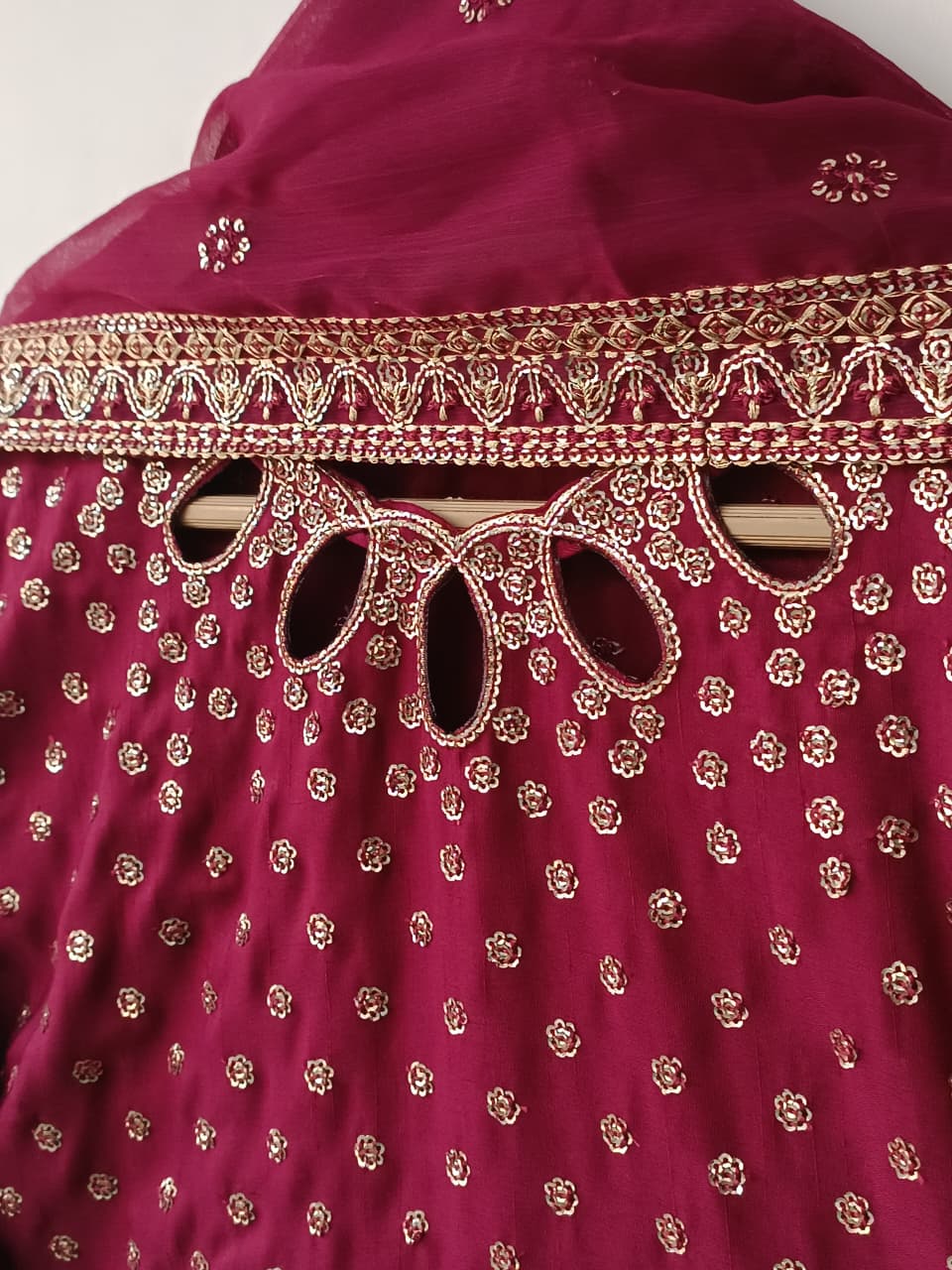 CAREEN (MAROON)