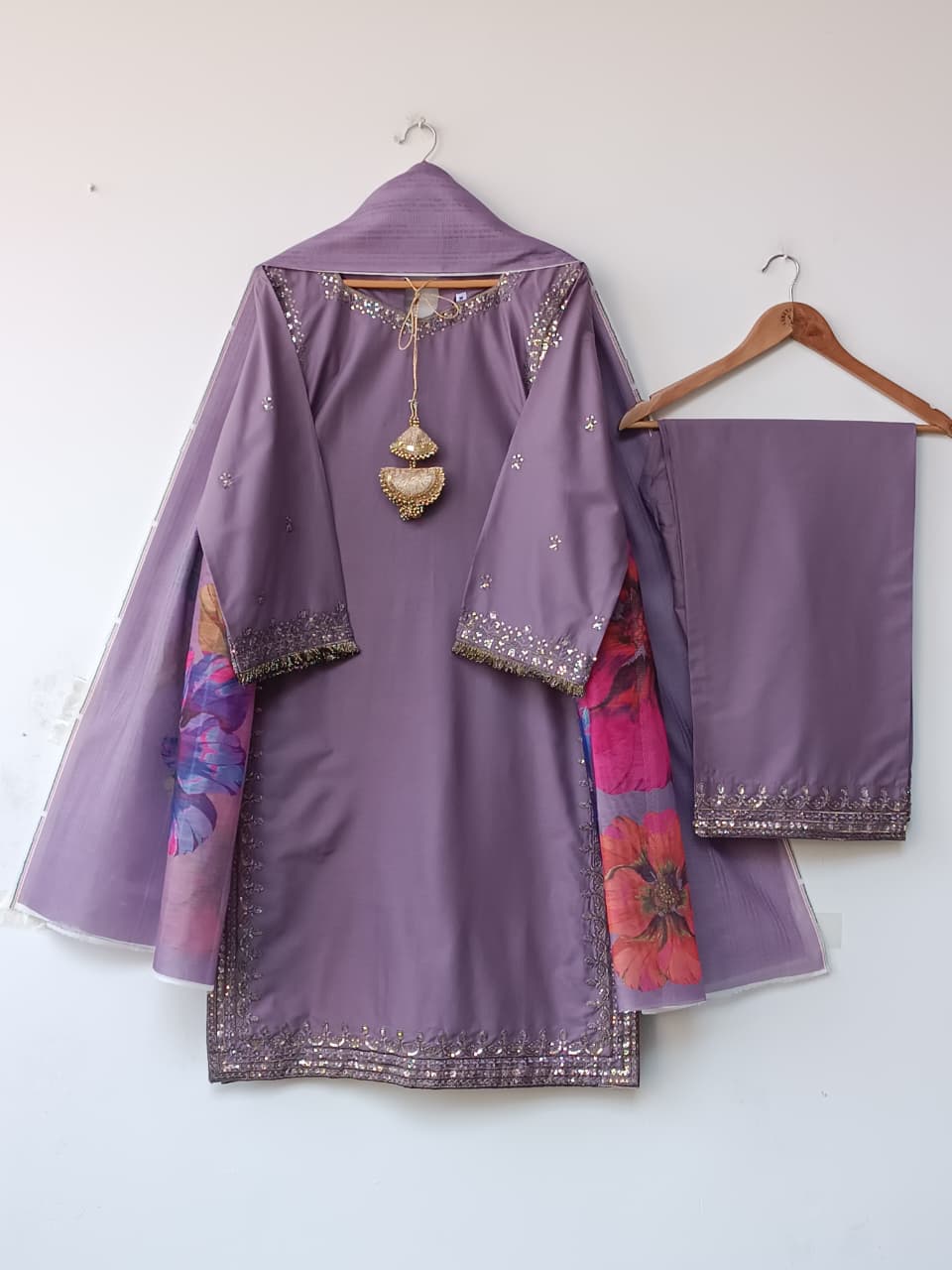 CHAHAT (LILAC)