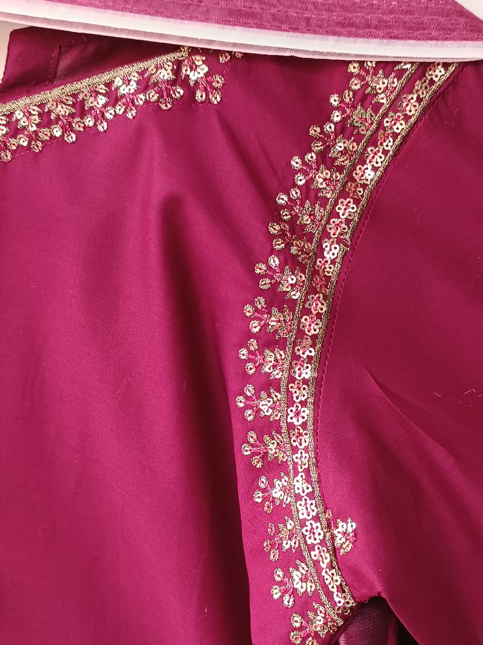 CHAHAT  (ROYAL GARNET)