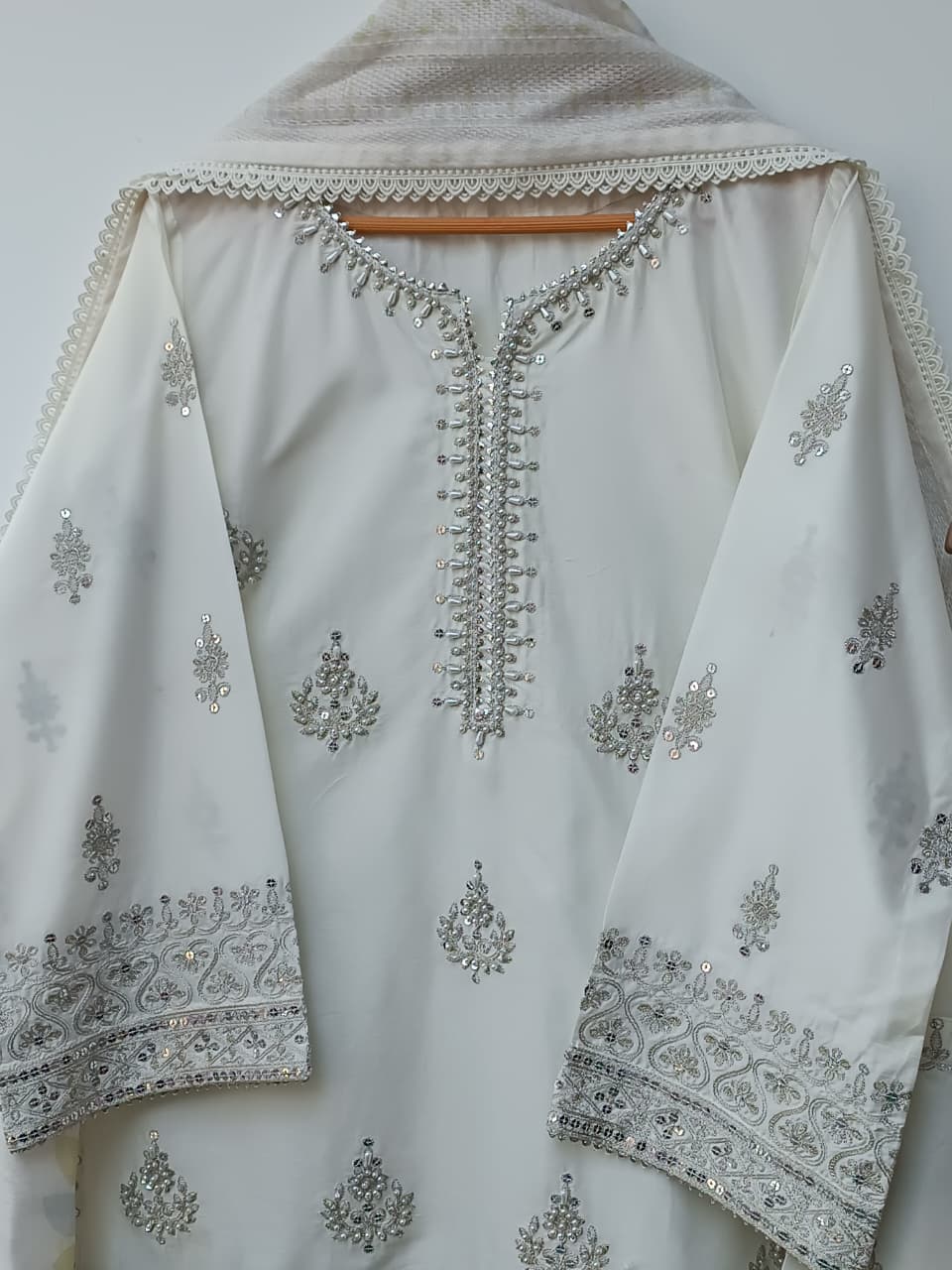 ELVINA (IVORY)