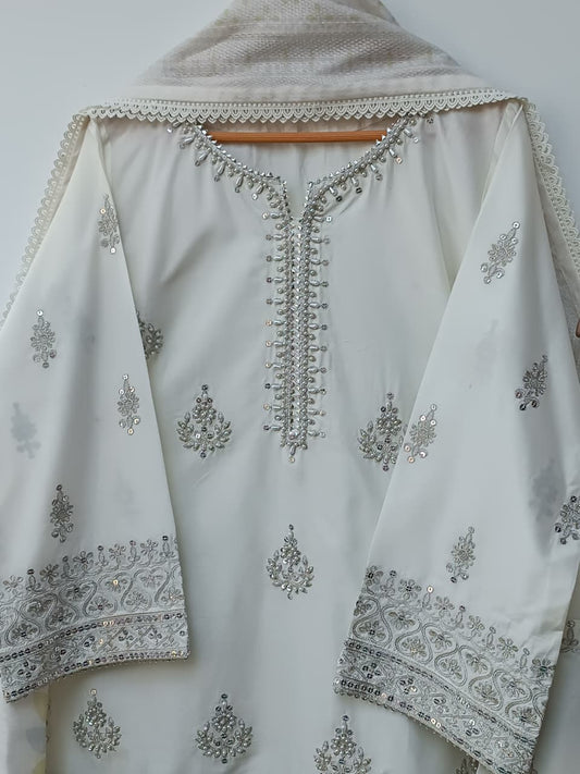 ELVINA (IVORY)