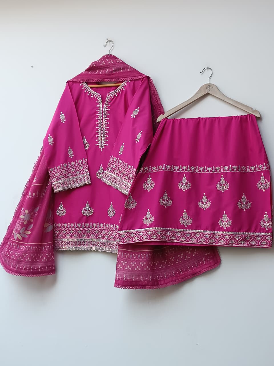 ELVINA (MAGENTA)