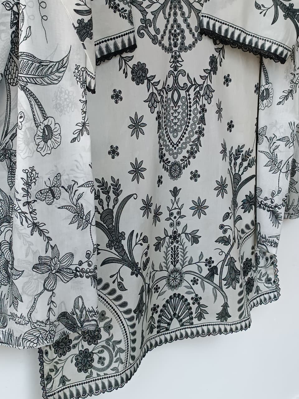 FARZNA (GRAY)