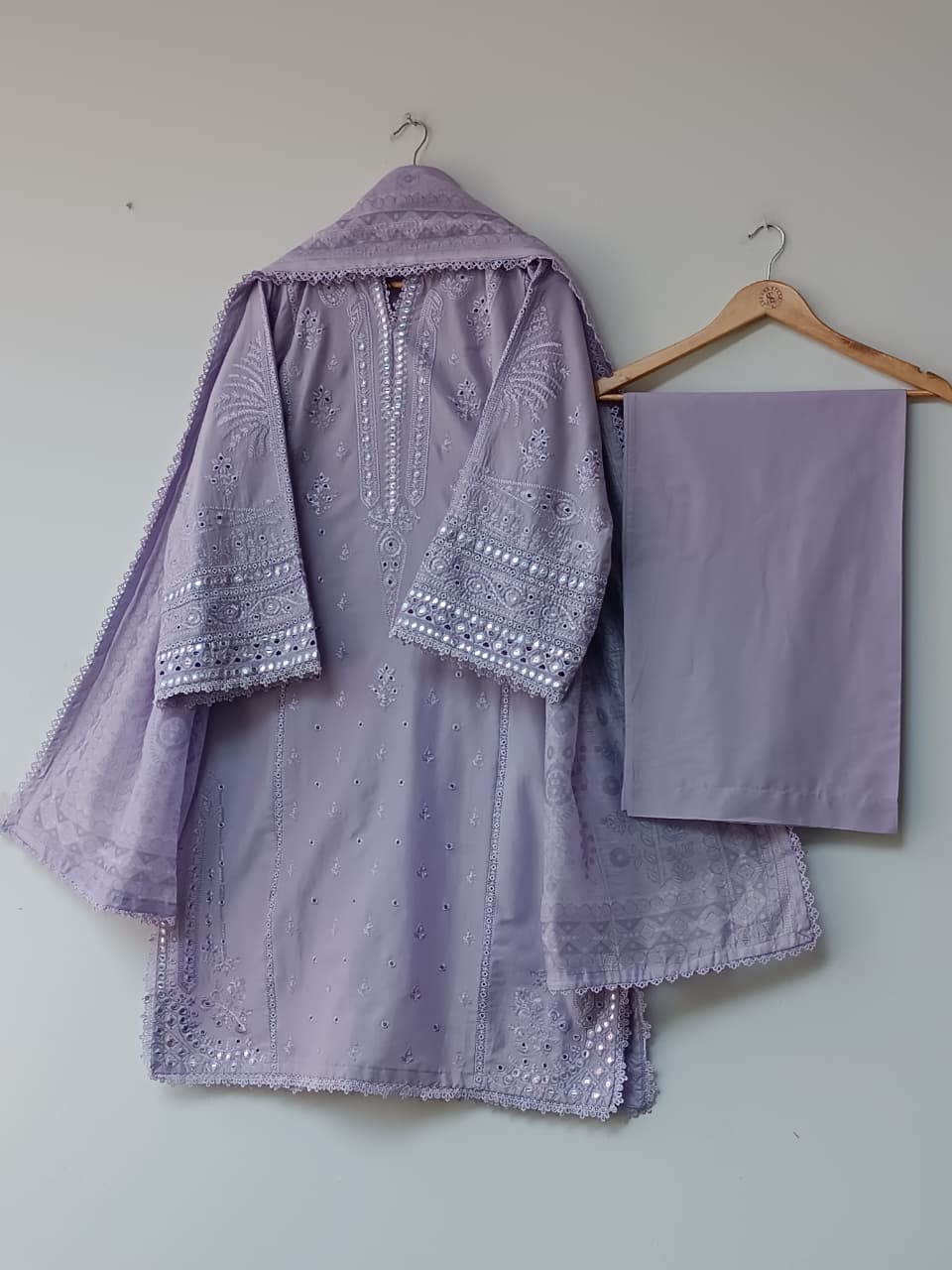 HUMA (LILAC)