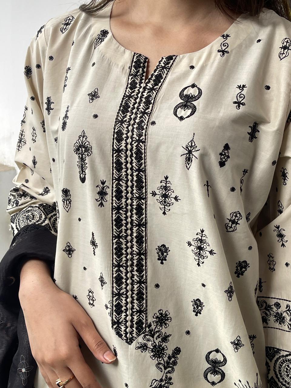 IZZAH (BEIGE)