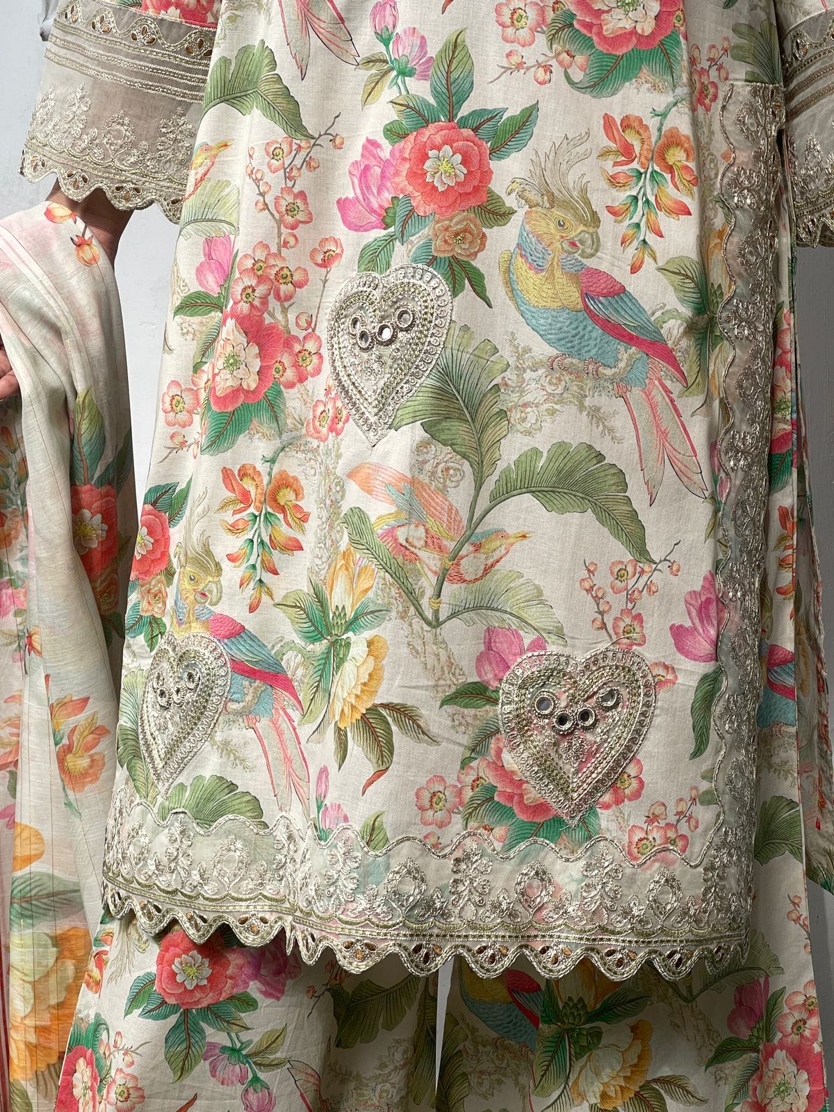 JOVI SHIRT (CREAM)