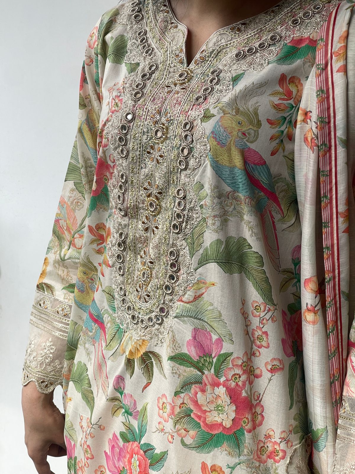 JOVI SHIRT (CREAM)