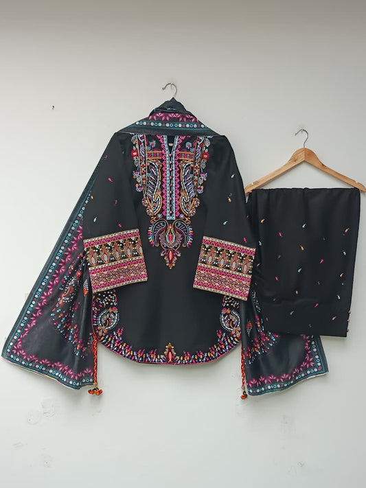 MAHIMA (BLACK)
