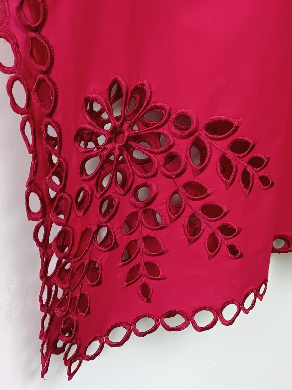MAHIRA (MAROON)