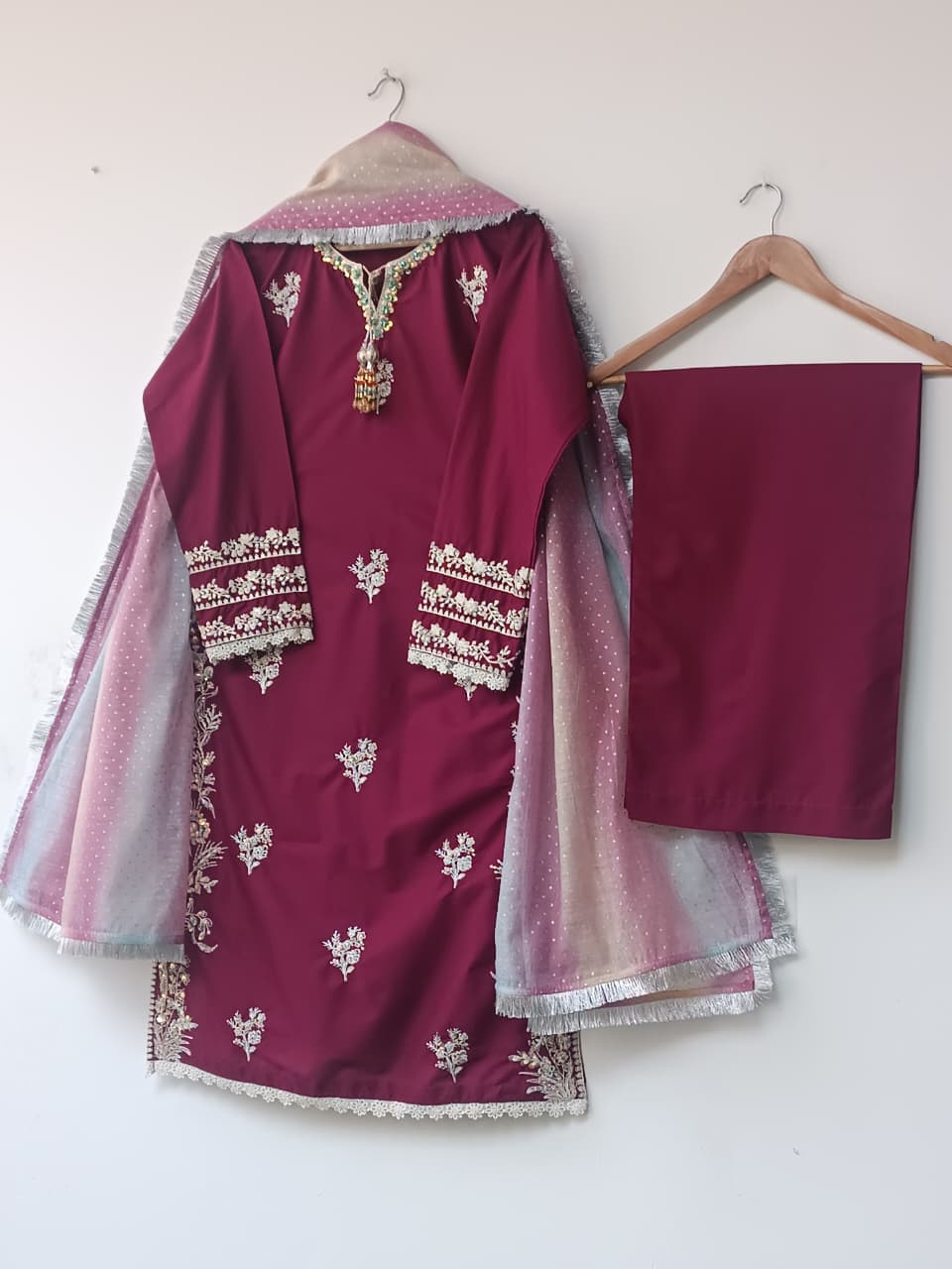 PARIZA (MAROON)