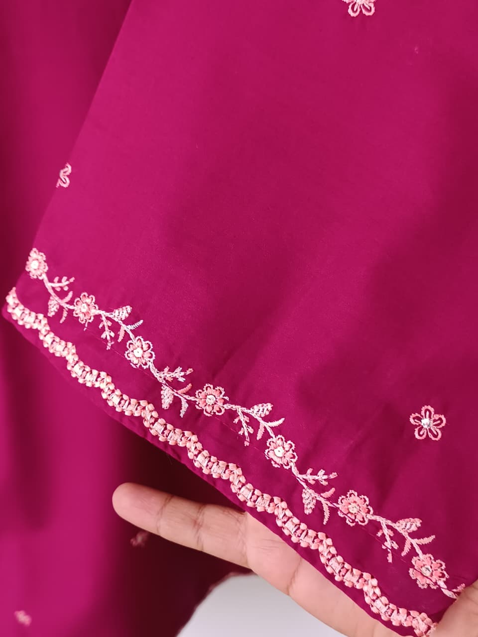 RUBINA (MAROON)