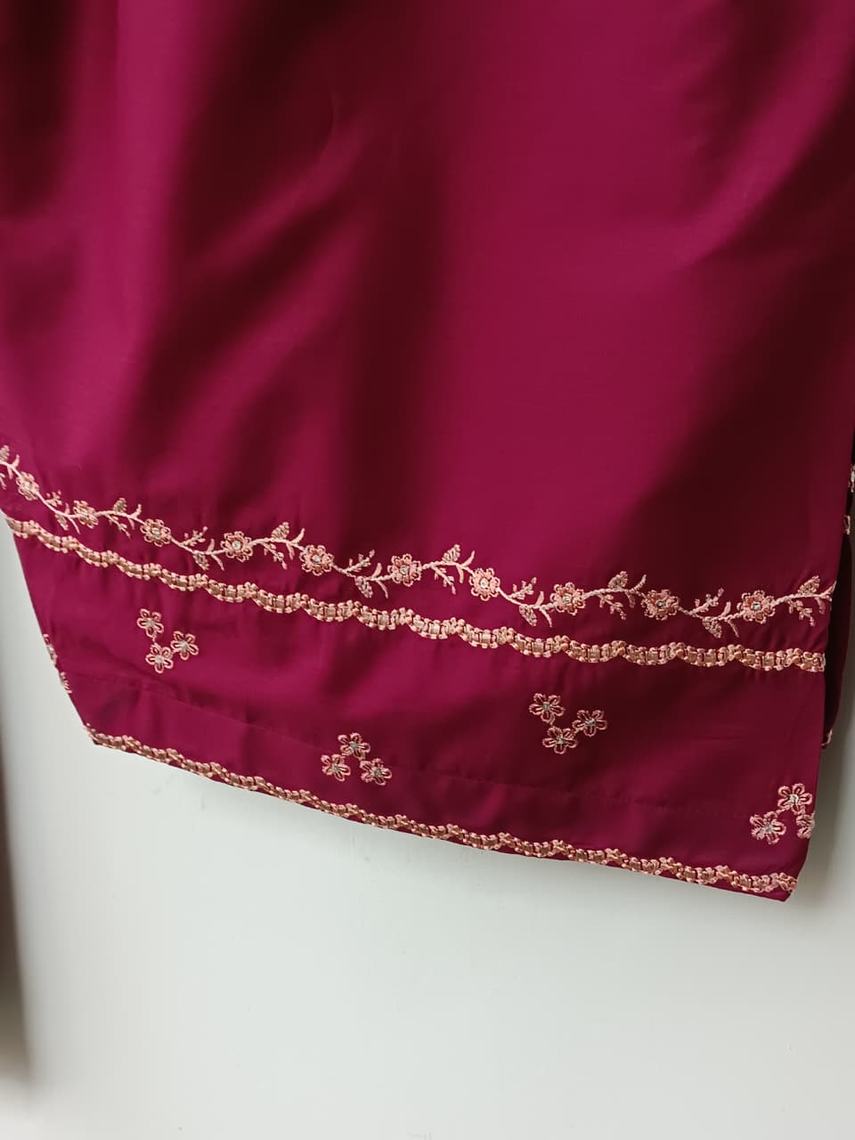 RUBINA (MAROON)