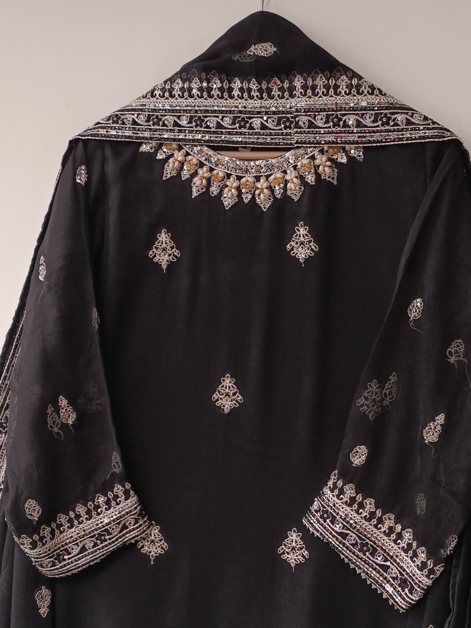 TAMINA (BLACK)