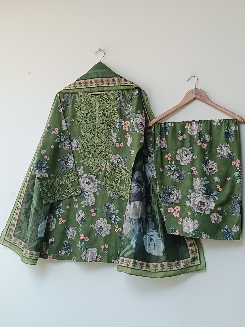 TASHFEN (FOREST GREEN)