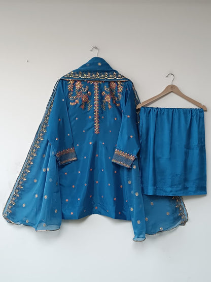 TAZEEM (SOLID BLUE)