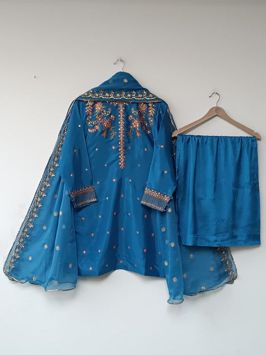 TAZEEM (SOLID BLUE)