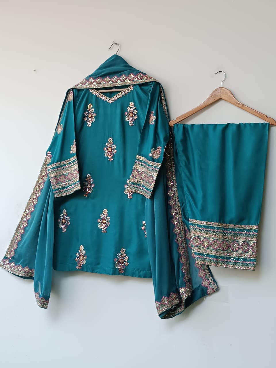 URVEN (TEAL BLUE)