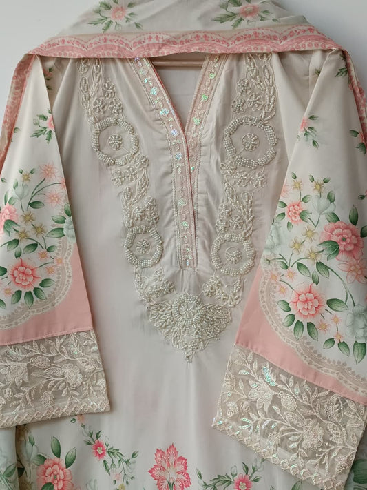 USHNA (IVORY)