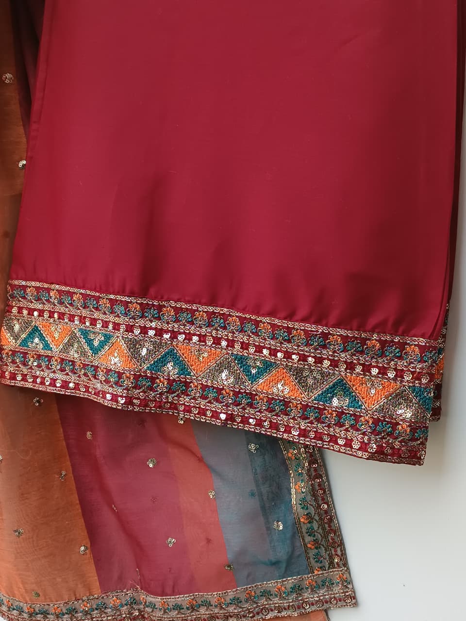 VANILLA (MAROON)