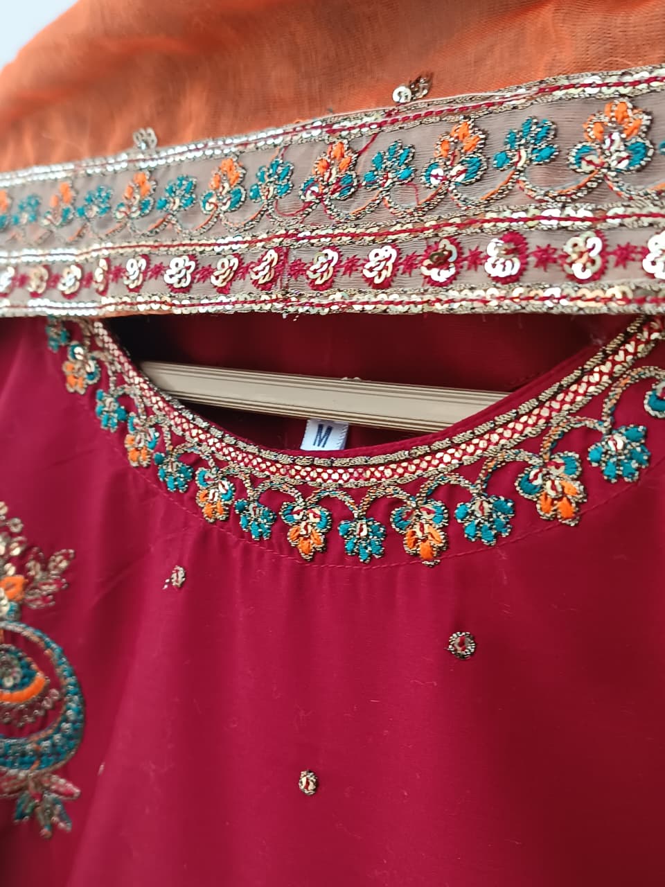 VANILLA (MAROON)